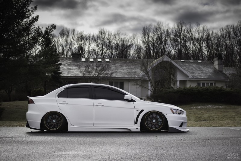 car, Mitsubishi, white cars, vehicle, house, Mitsubishi Lancer EVO
