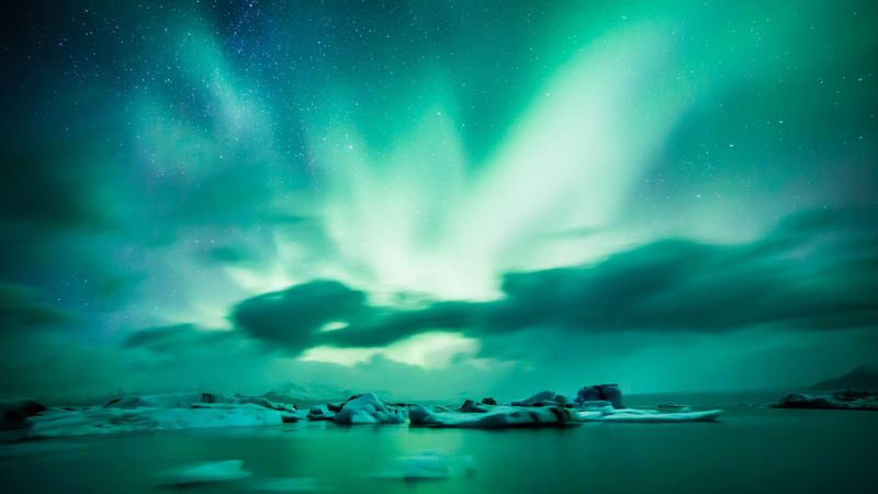 northern lights, aurora, lake, ice, horizon, iceland, 4k