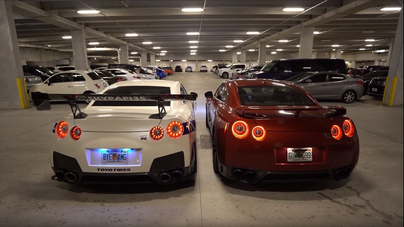 Nissan GT-R NISMO, car, vehicle, red cars, white cars, garages