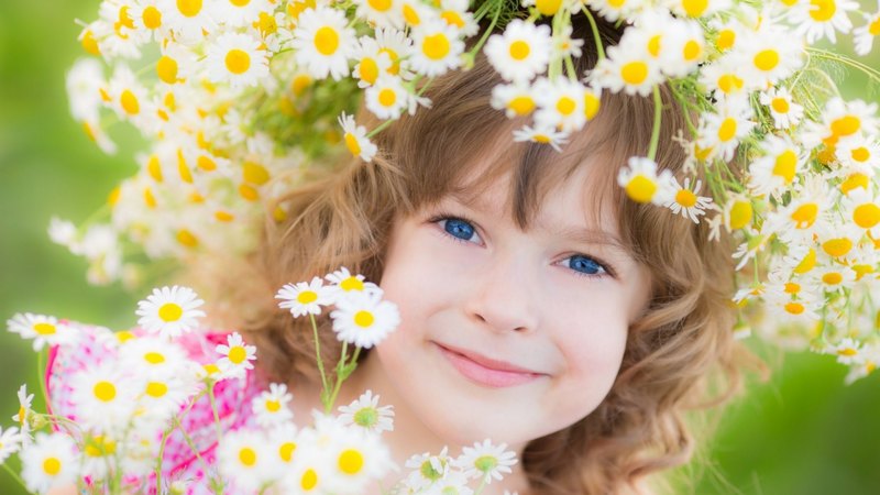 yellow, smile, happy, girl, green, flower, copil, child, face, white, pink, daisy