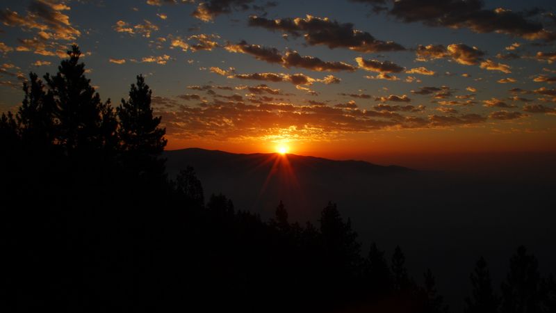 sunrise, horizon, trees, mountains, sky, clouds, 4k