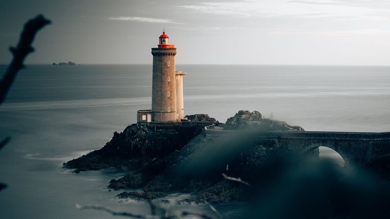 lighthouse, sea, horizon, france, 4k