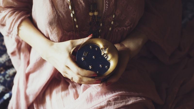 moon, luna, golden, hand, pink