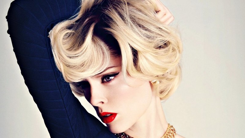 red, model, necklace, blonde, woman, lips, lipstick, girl, coco rocha, jewel, blue