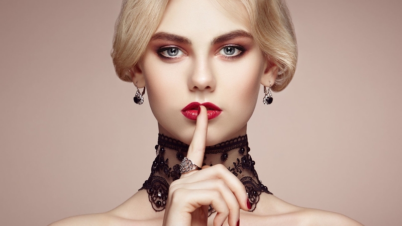 model, oleg gekman, blonde, woman, lips, girl, hand, beauty, jewel