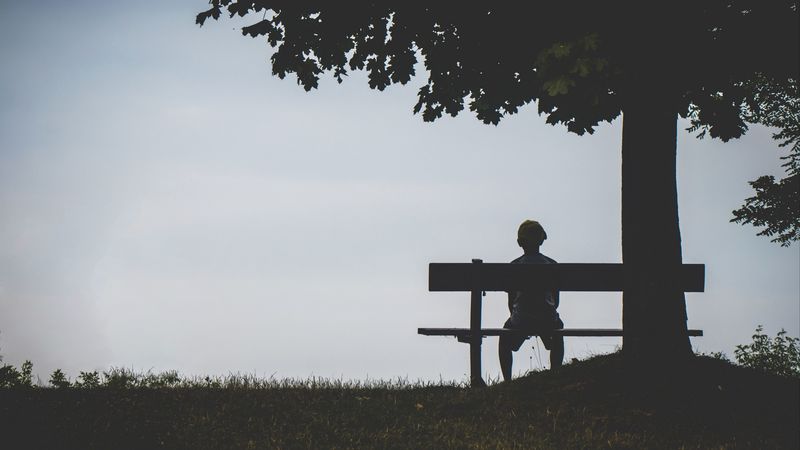 child, bench, alone, solitude, silhouette, loneliness, 4k