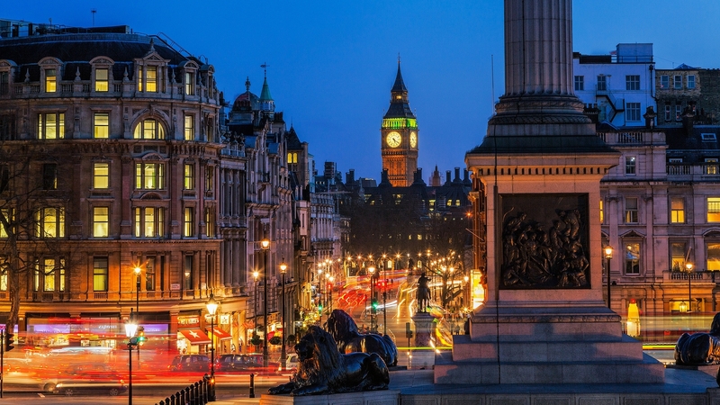 monument, city, statue, square, streets, lights, night