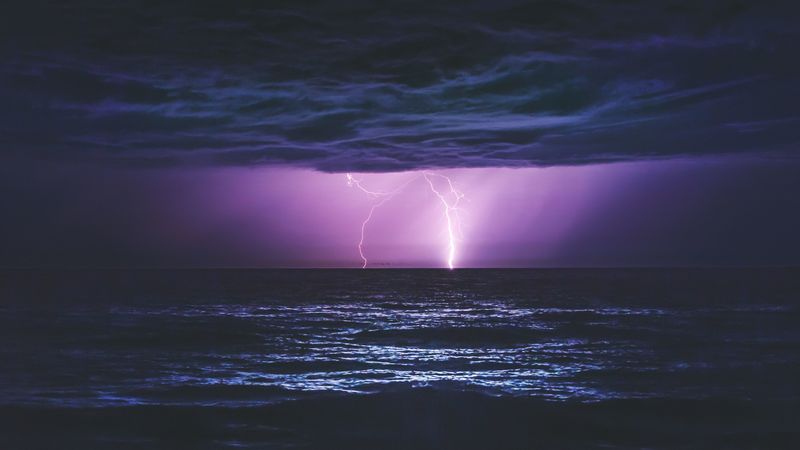 lightning, glow, sea, dark, 4k