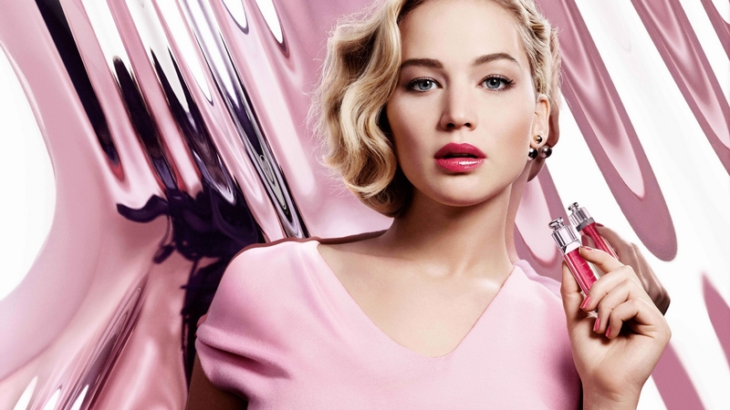 woman, bloden, girl, dior, actress, jennifer lawrence, hand, face, pink