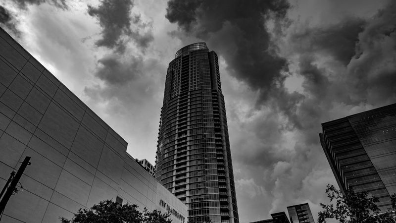skyscraper, bw, facade, clouds, 4k