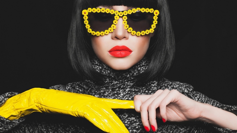 red, model, black, yellow, woman, lips, sunglasses, glove, girl, hand, face