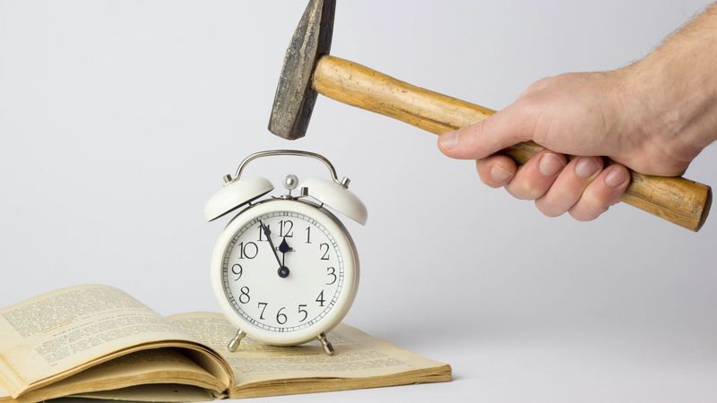 alarm clock, hammer, white, 4k