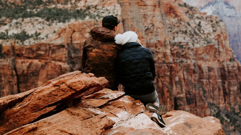 couple, love, canyon, travel, 4k