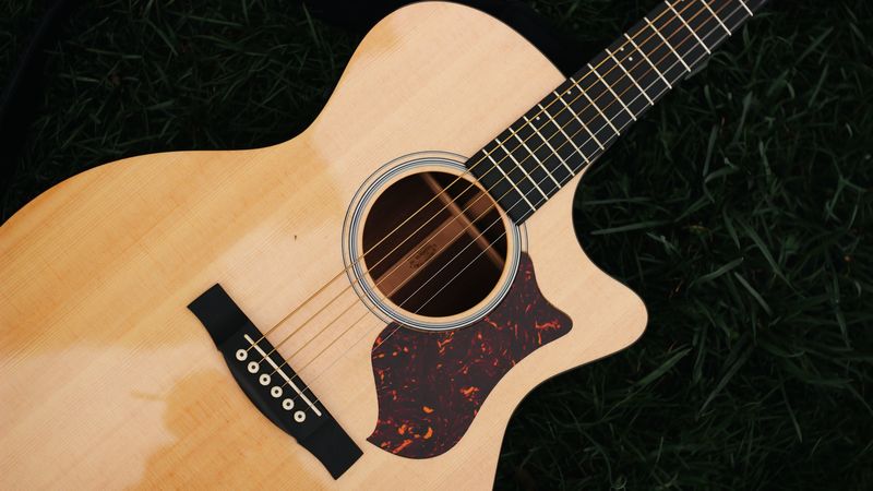 guitar, strings, musical instrument, wooden, 4k