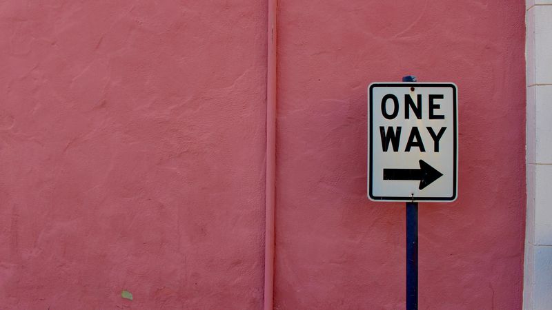 pointer, wall, inscription, one way, 4k