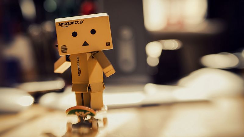 danbo, cardboard robot, skateboard, 4k