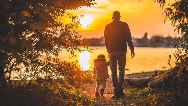father, daughter, family, sunset, walk, 4k
