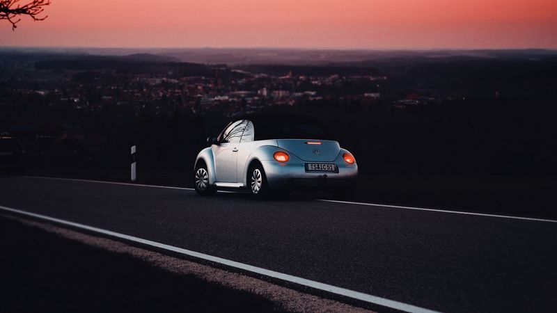 volkswagen, car, road, lights, 4k