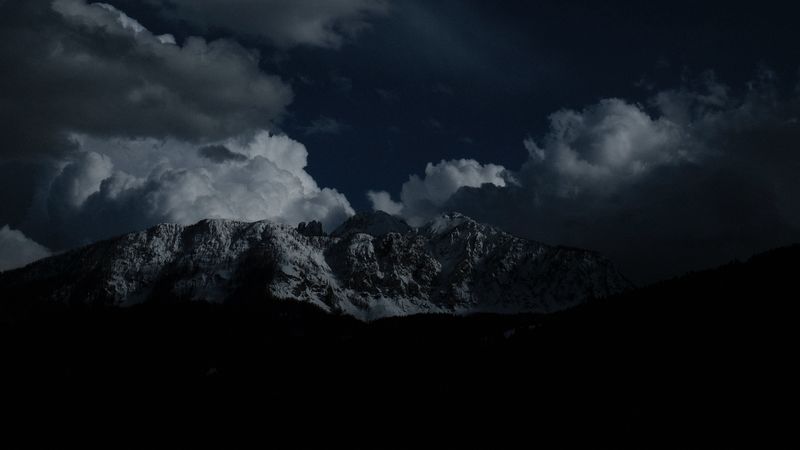 mountains, night, clouds, peaks, 4k
