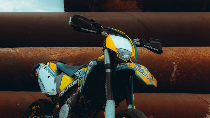 motorcycle, wheels, yellow, steering wheel, 4k