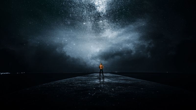night sky, man, stars, milky way, 4k