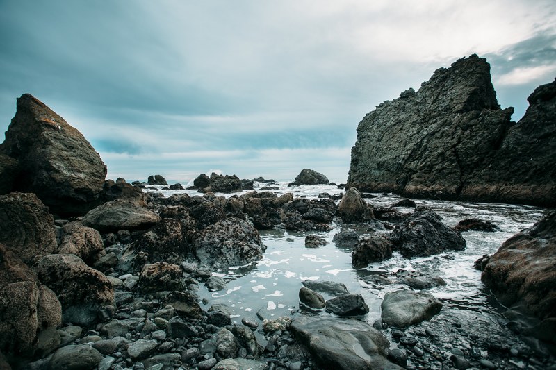 rocky coastal lagoon at the muir beach, rocky coastal lagoon 4k