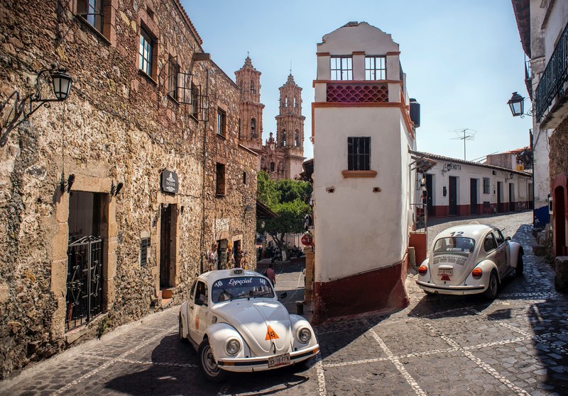 latin america taxi spanish and colonial 4k