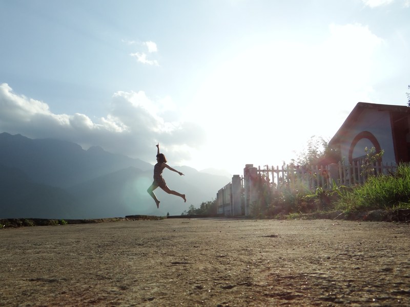 jump girl leaping and mountain 4k