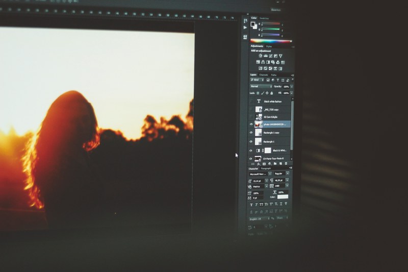 editing photoshop computer and adobe 4k