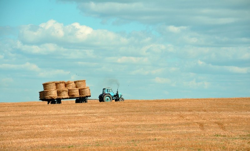 hay tractor bale and field 4k