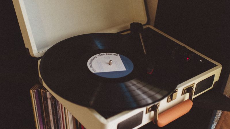 vinyl record player, vinyl record, retro, 4k