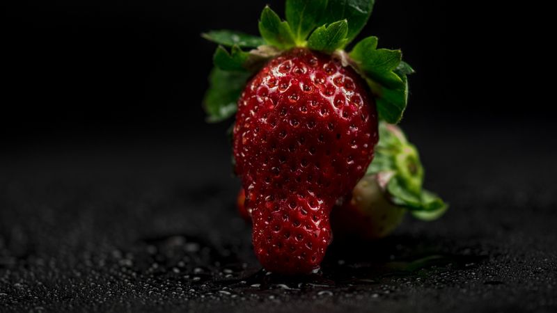 strawberry, berry, light, close-up, 4k