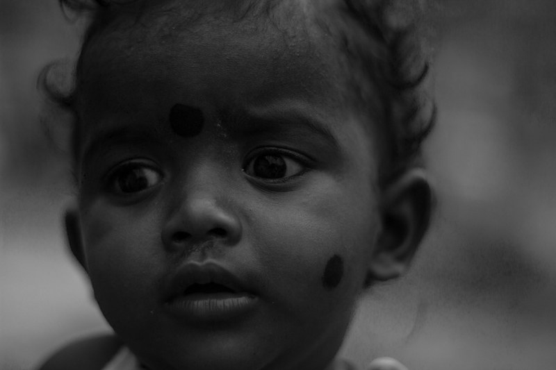 child kid and poverty 4k