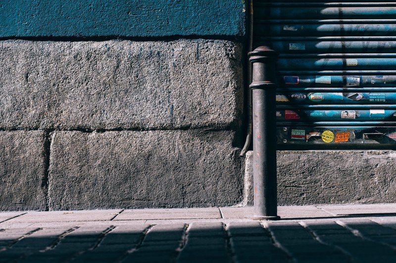 wall brick pavement and shadow 4k
