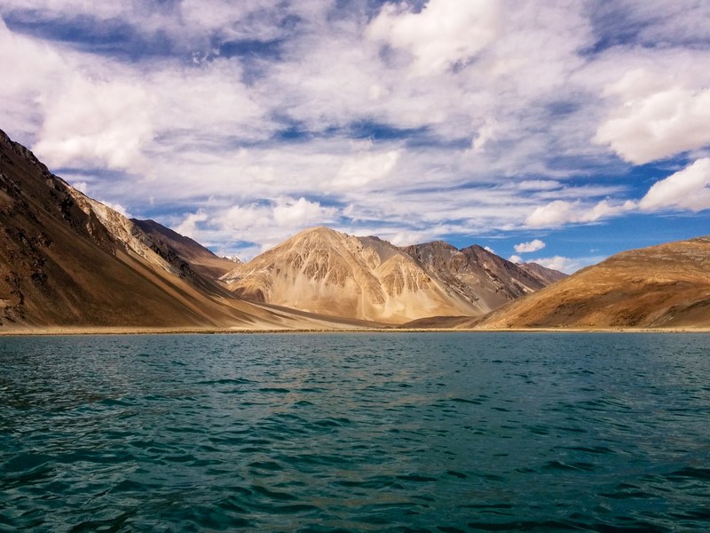 mountain cloud lake and rock 4k