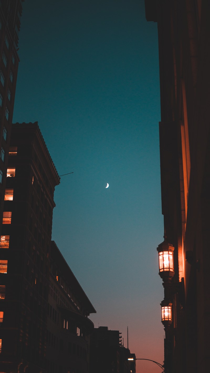 moon 4k