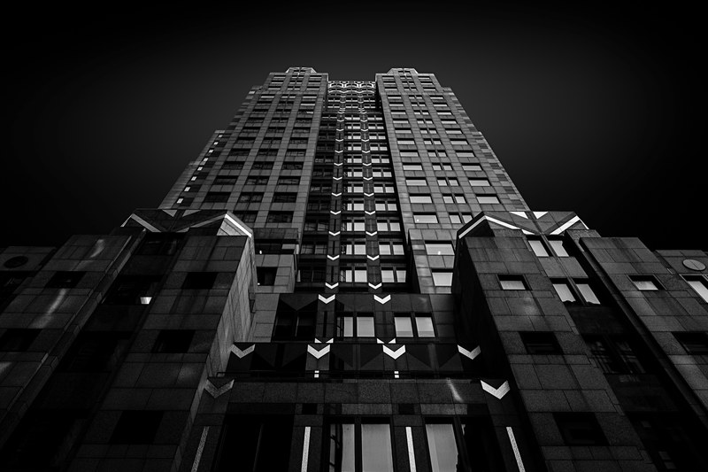 boston black and white looking up and perspective 4k