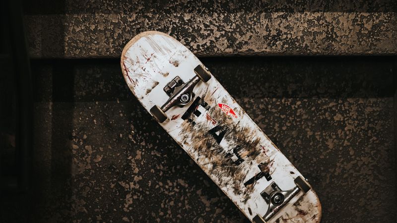 skateboard, ladder, wheels, dirty, 4k