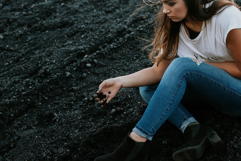 boot jeans windy and wind 4k