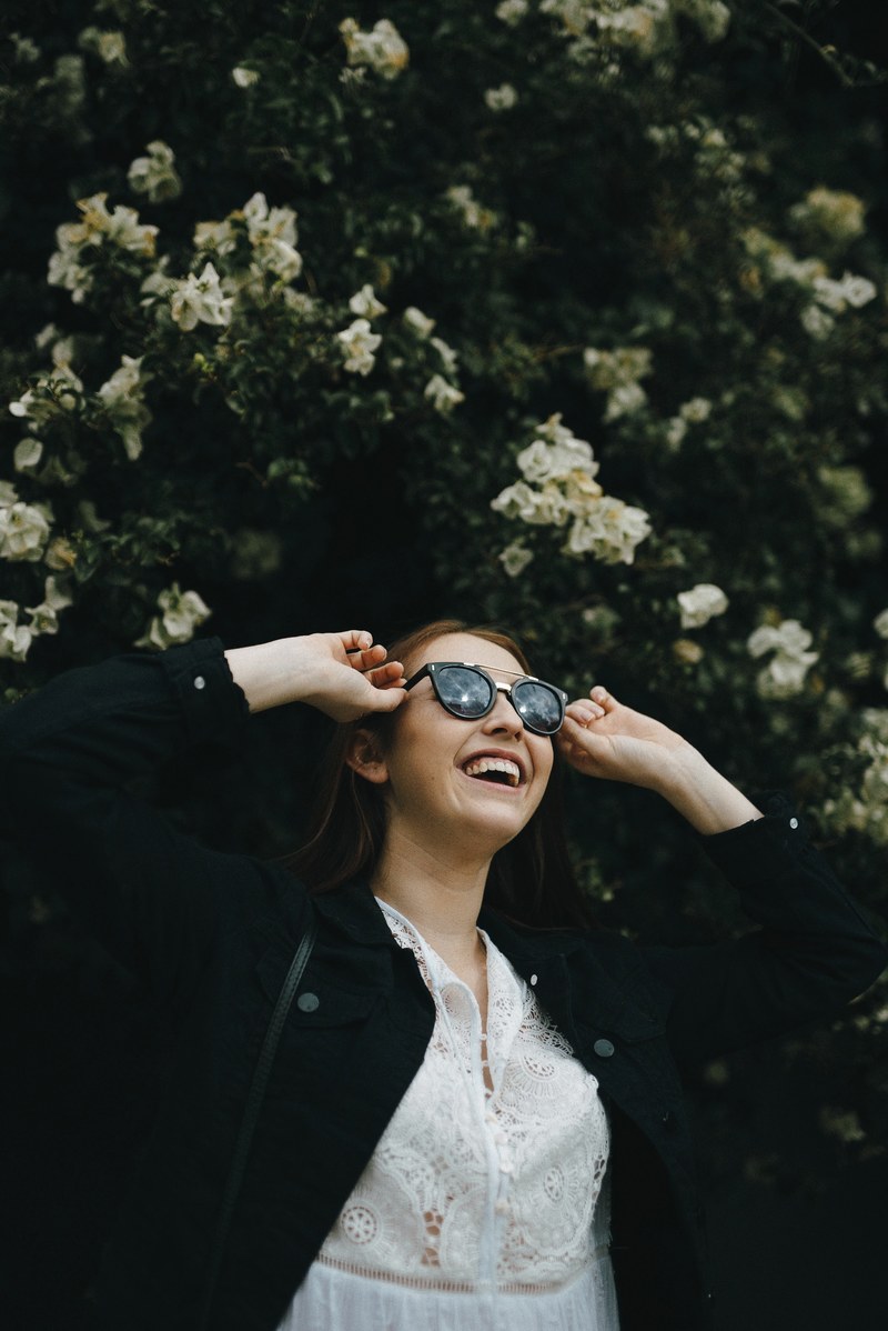 woman caucasian white and laughing hd, 4k