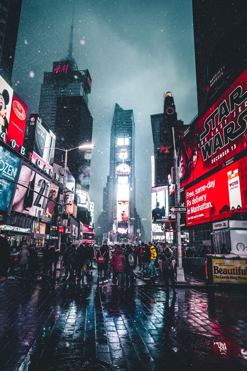 the snow of times square_ 4k