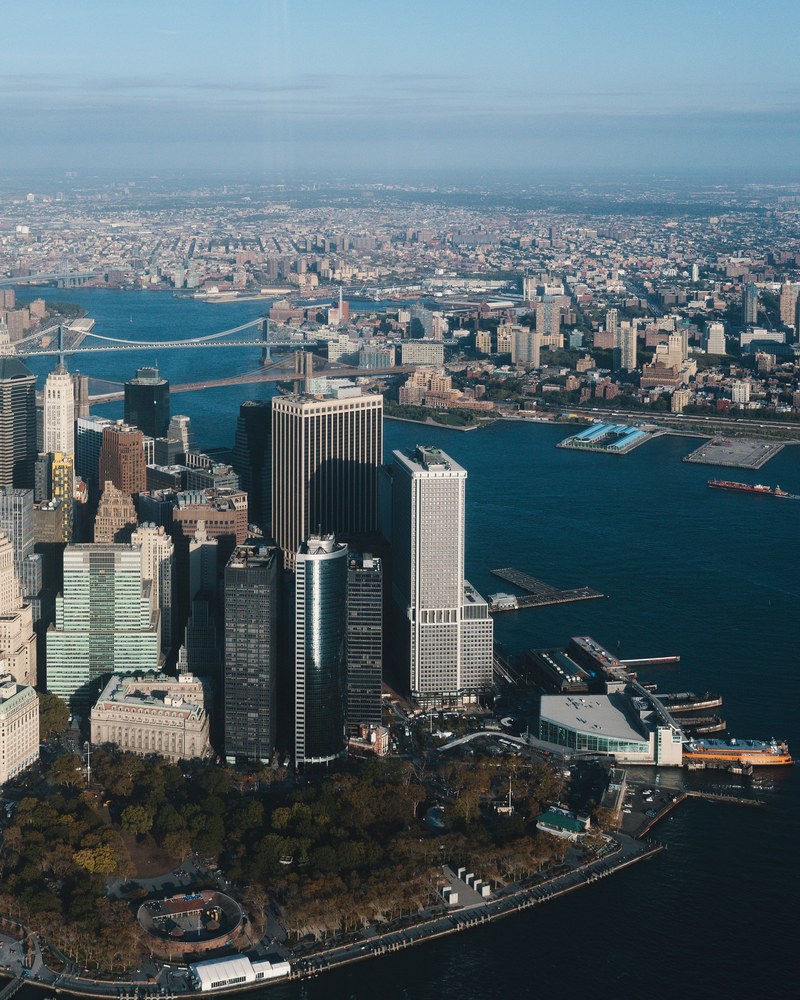 manhattan dock river and skyscraper hd, 4k
