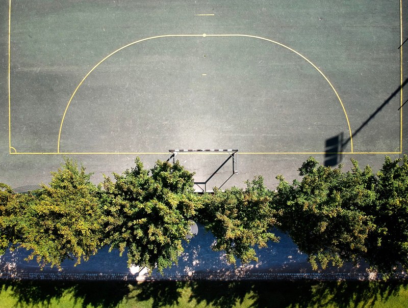 court aerial tree and drone capture 4k