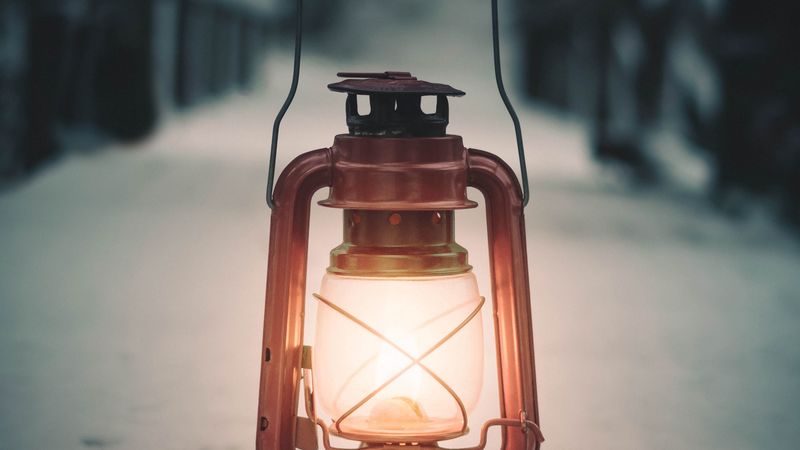 lamp, lantern, snow, 4k