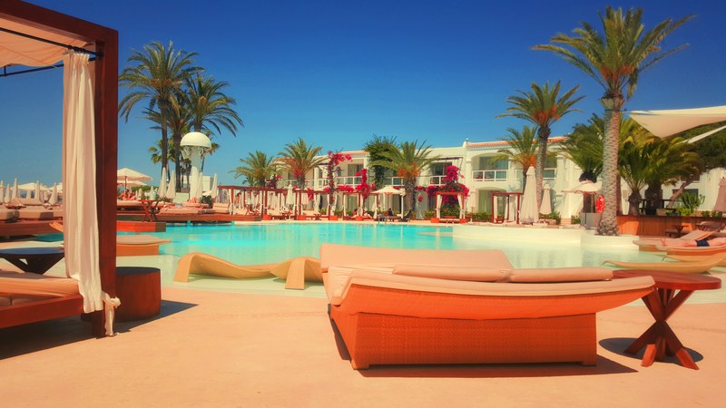 pool hotel luxury and tropical 4k