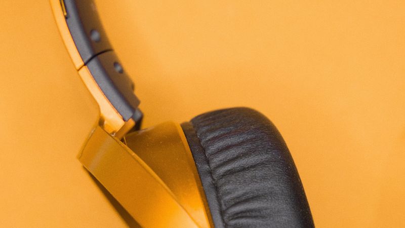 headphones, device, music, orange, 4k