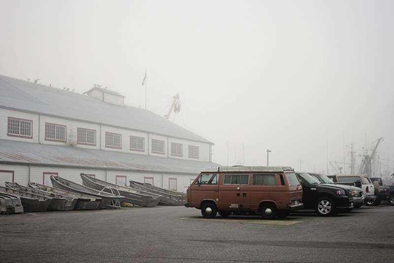 marine gray white and foggy 4k