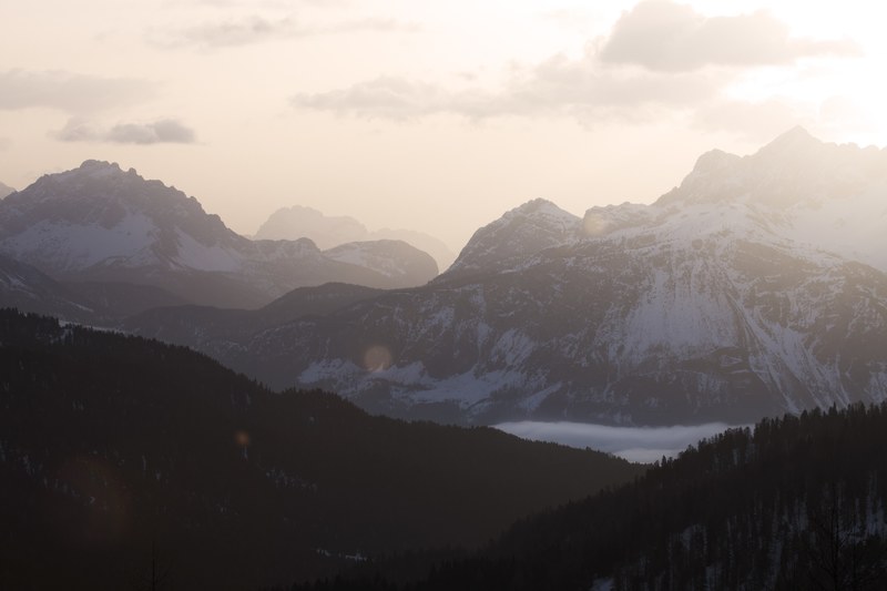 flare sun flare hiking and sun 4k