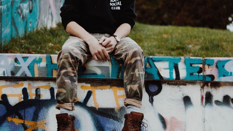 guy, shoes, pants, sits, 4k