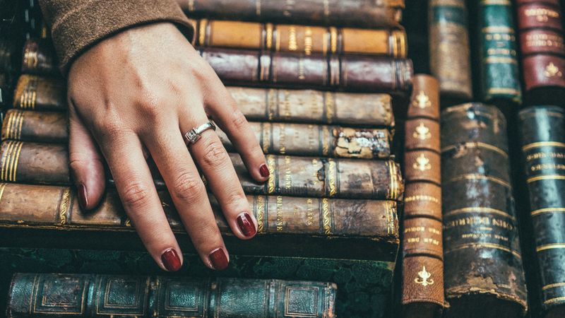 books, hand, manicure, 4k